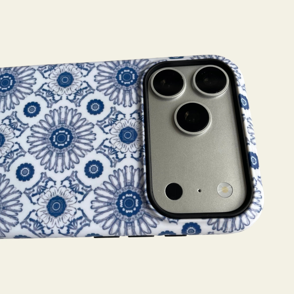Detailed shot of the raised camera bezel on the iPhone 17 Pro Max case, ensuring professional lens protection with a seamless profile.
