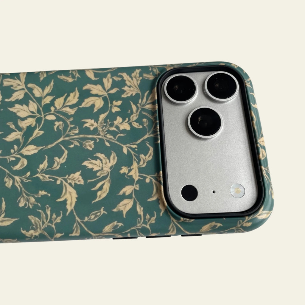 Precision-cut raised camera bezel on the iPhone 17 Pro Max case, providing maximum lens protection with an aesthetic touch.